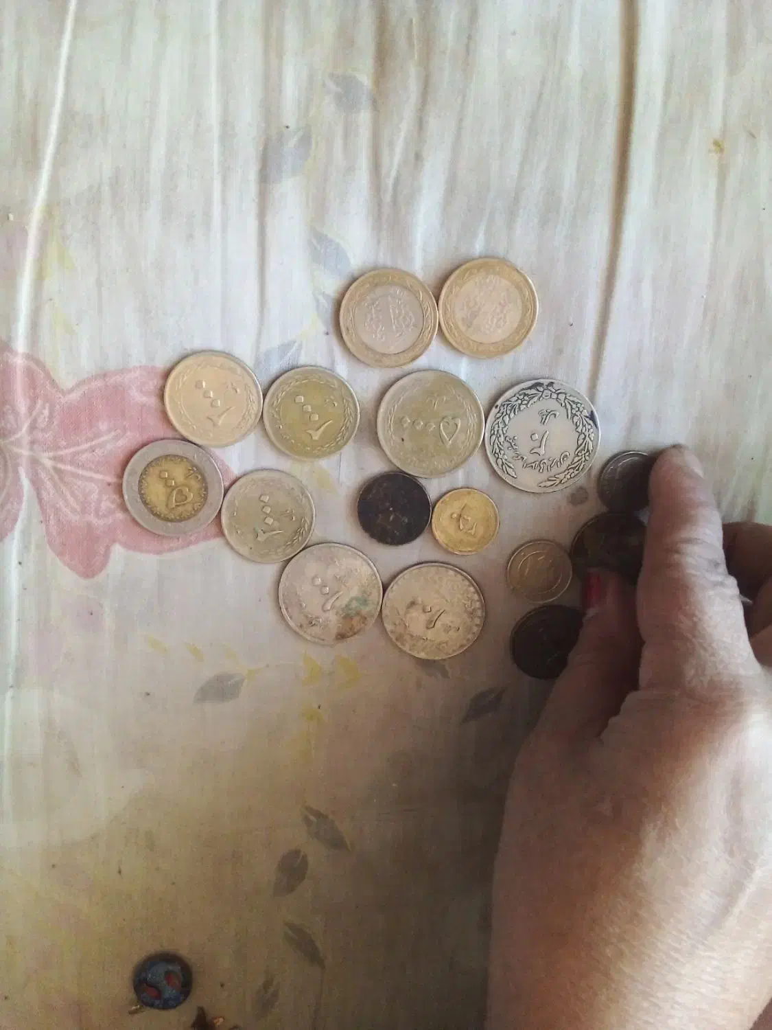 این سکه‌های قدیمی است|کلکسیون سکه، تمبر، اسکناس|مشهد, بهمن|دیوار
