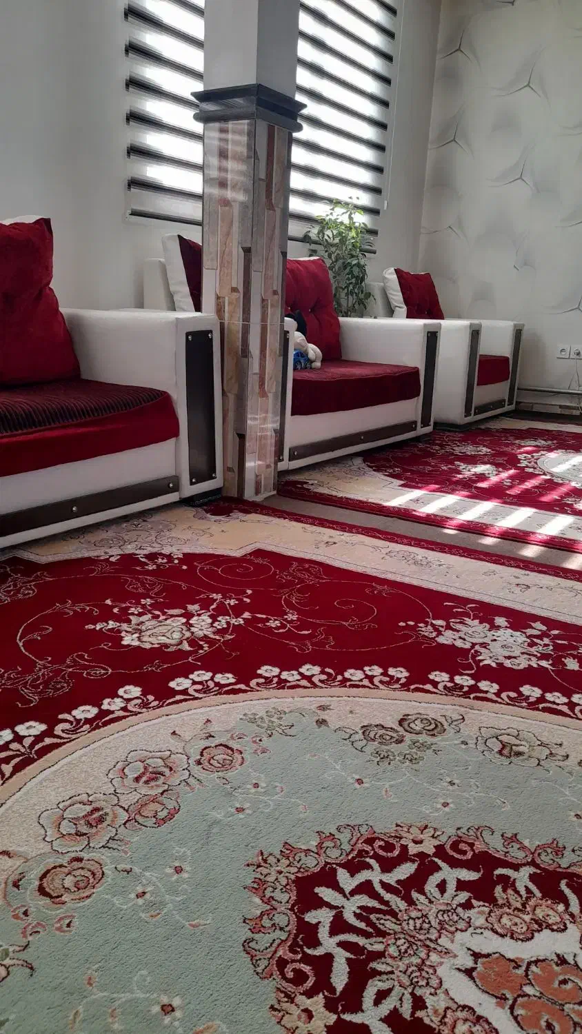 مبل ۷ نفری تمیز سالم ۴میلیون|مبلمان خانگی و میز عسلی|میاندوآب, |دیوار