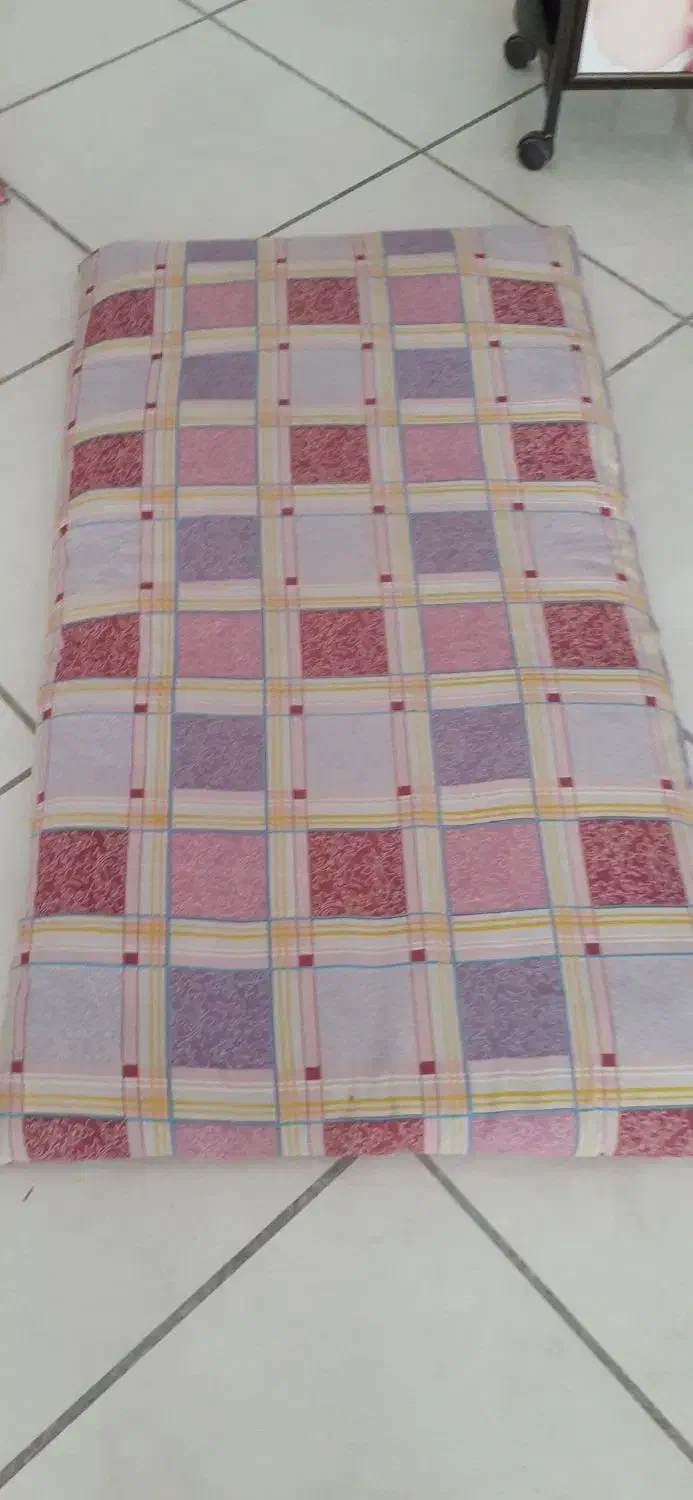 تشک پشمی|رختخواب، بالش، پتو|اهر, |دیوار