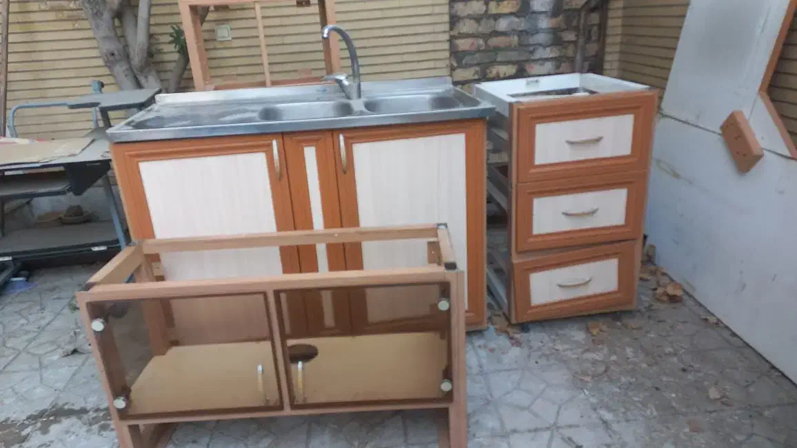 فروش کابینت آشپزخانه و آبگرمکن مخزنی|مصالح و تجهیزات ساختمان|فلاورجان, |دیوار