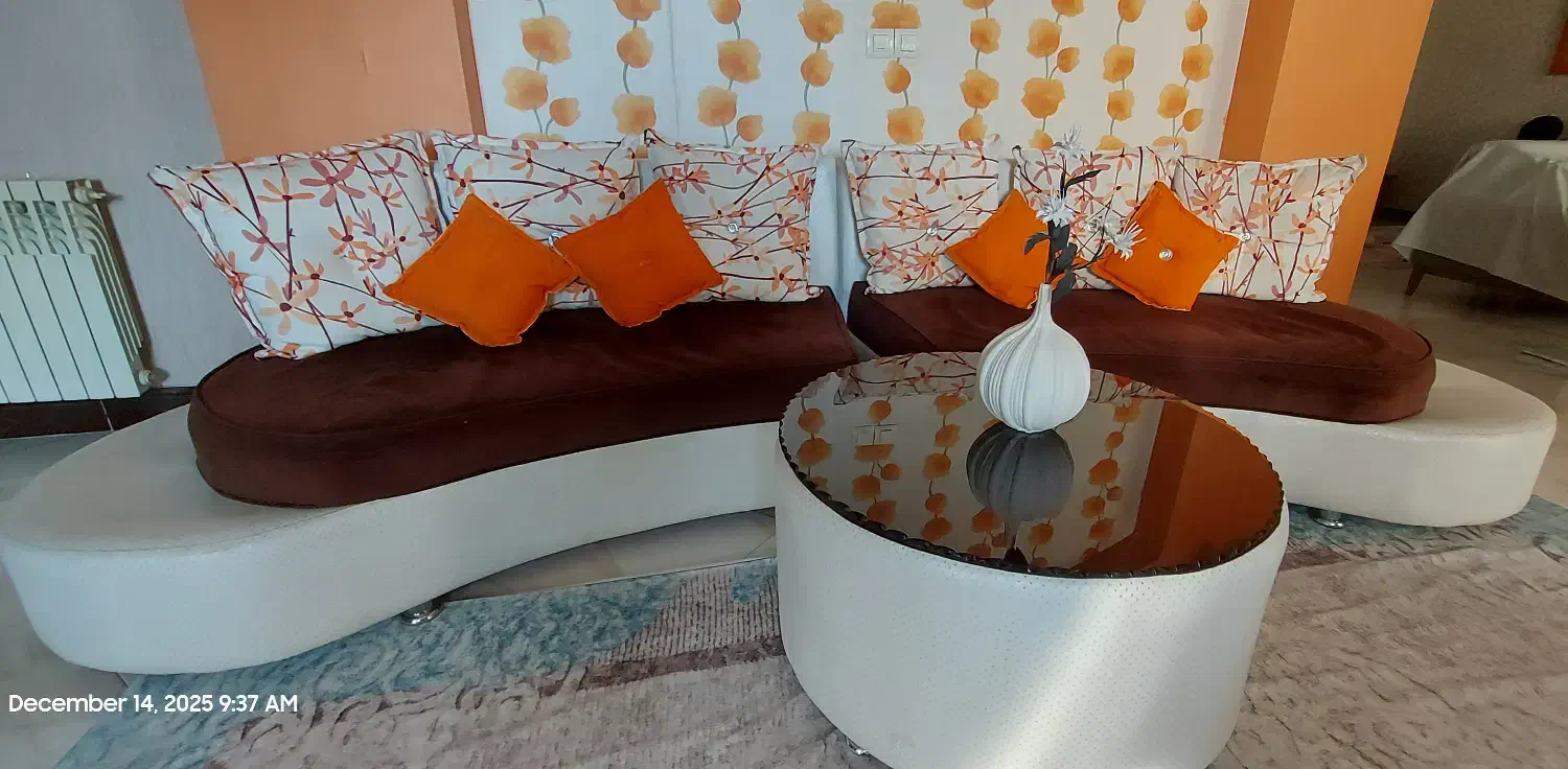 مبل ۶ نفره به همراه میز جلو مبل|مبلمان خانگی و میز عسلی|فردیس, فردیس|دیوار