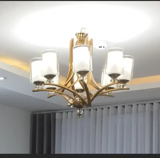 لوستر ۸شاخه|لوستر و چراغ آویز|نجفآباد, شهرک بهاران|دیوار