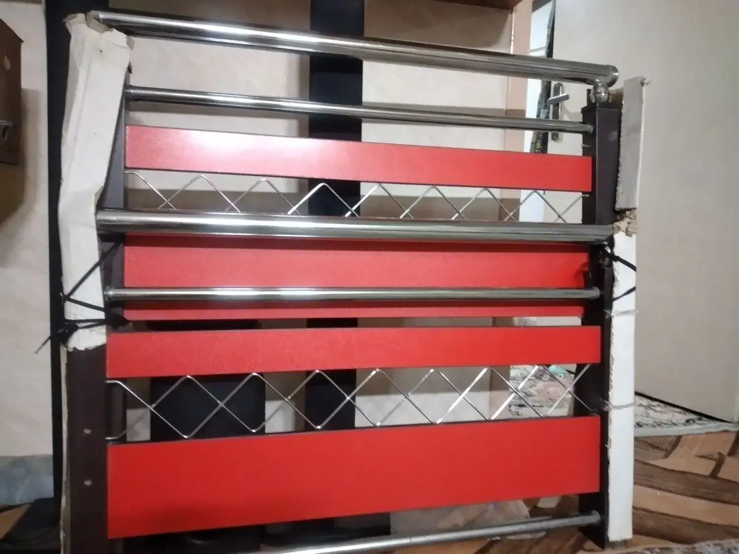 تخت یکنفره استیل وام دی اف|تخت و سرویس خواب|فردیس, فردیس|دیوار