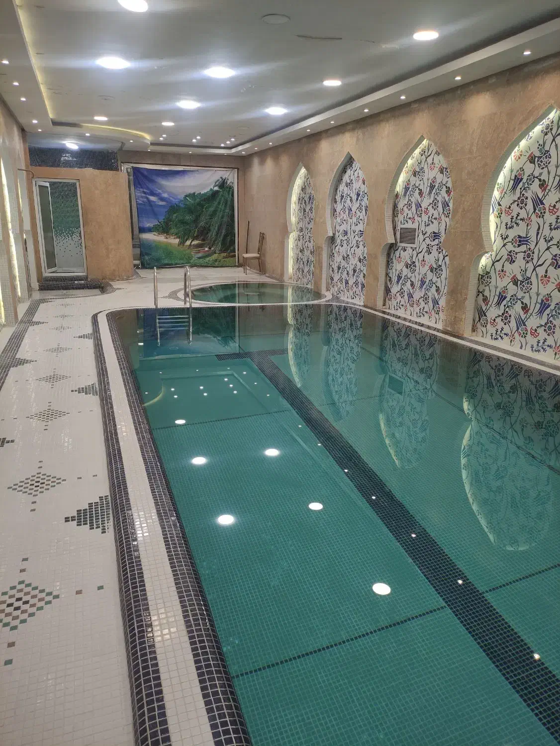 اجاره روزانههفتگی ویلا ۱۲۰۰ متری در ناظریه..نیلوفر|اجارهٔ کوتاه‌مدت ویلا و باغ|مشهد, میان ولایت|دیوار