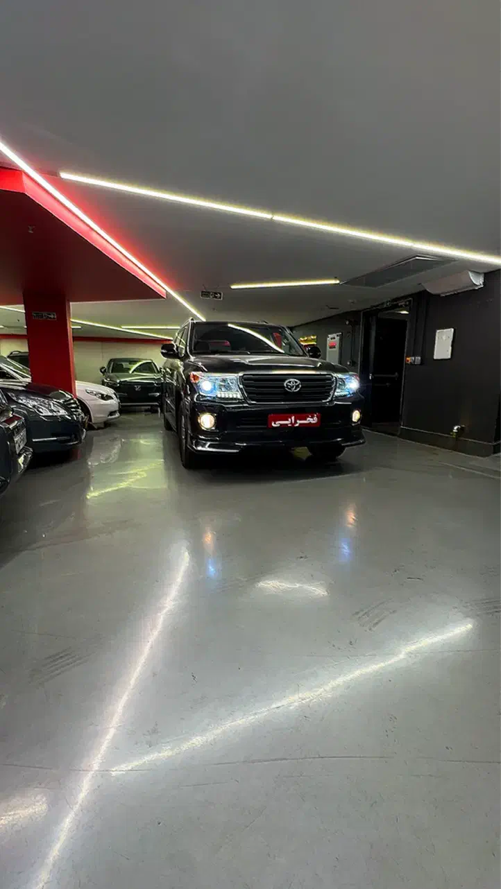 لندکروز ۲۰۱۲ بدون رنگ کم کار واقعی|خودرو سواری و وانت|تهران, فرمانیه|دیوار