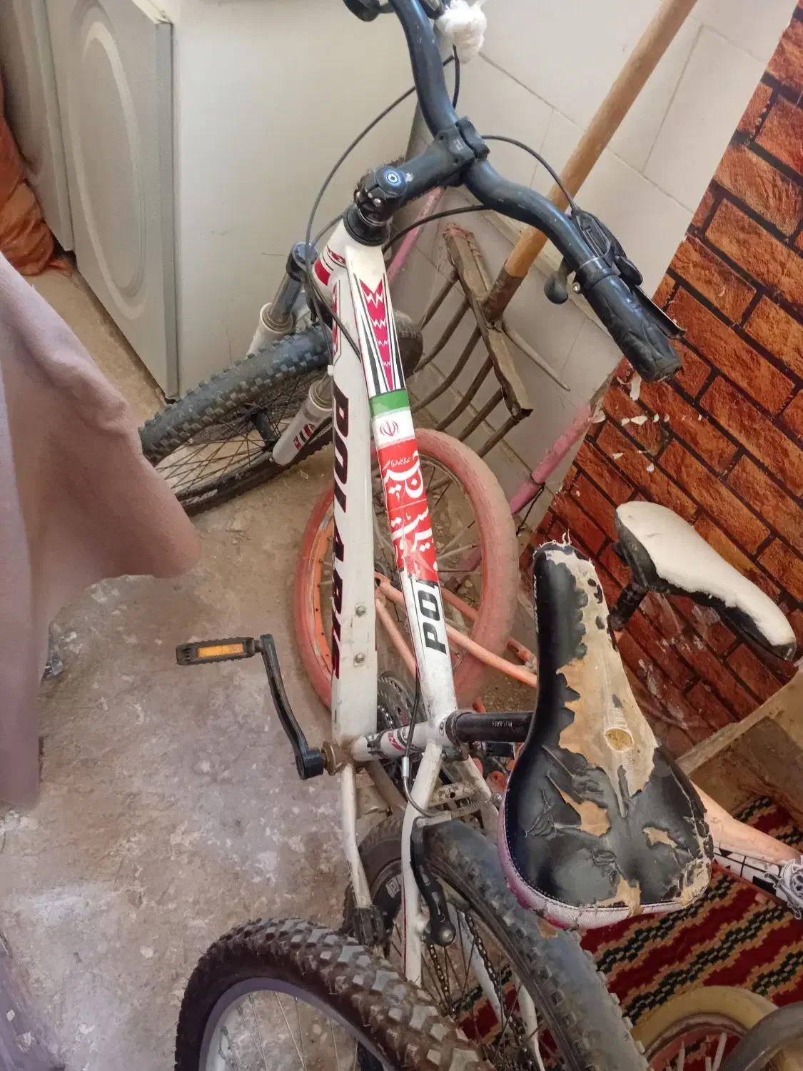 4عدد دوچرخه|دوچرخه، اسکیت، اسکوتر|بوئین و میاندشت, |دیوار