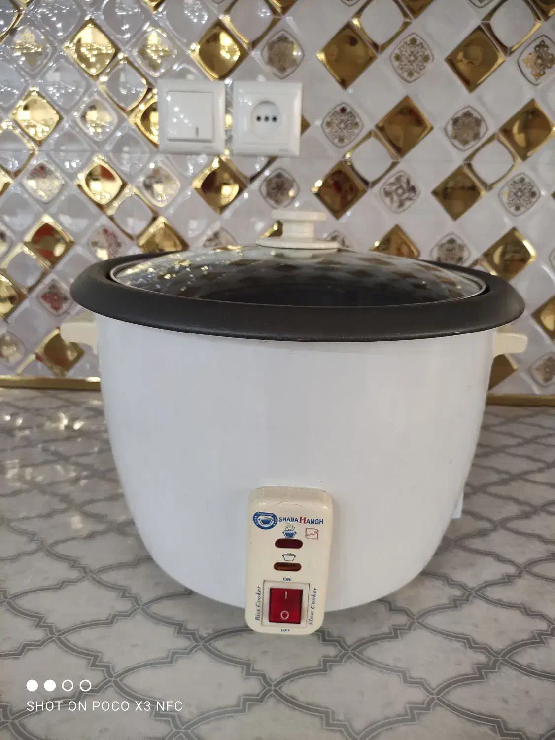 پلوپز  و ترازو|سایر لوازم برقی|قم, قلعه کامکار|دیوار