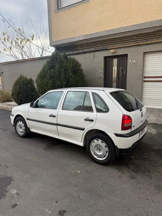 فولکس گل سفید تمیز|خودرو سواری و وانت|تبریز, |دیوار