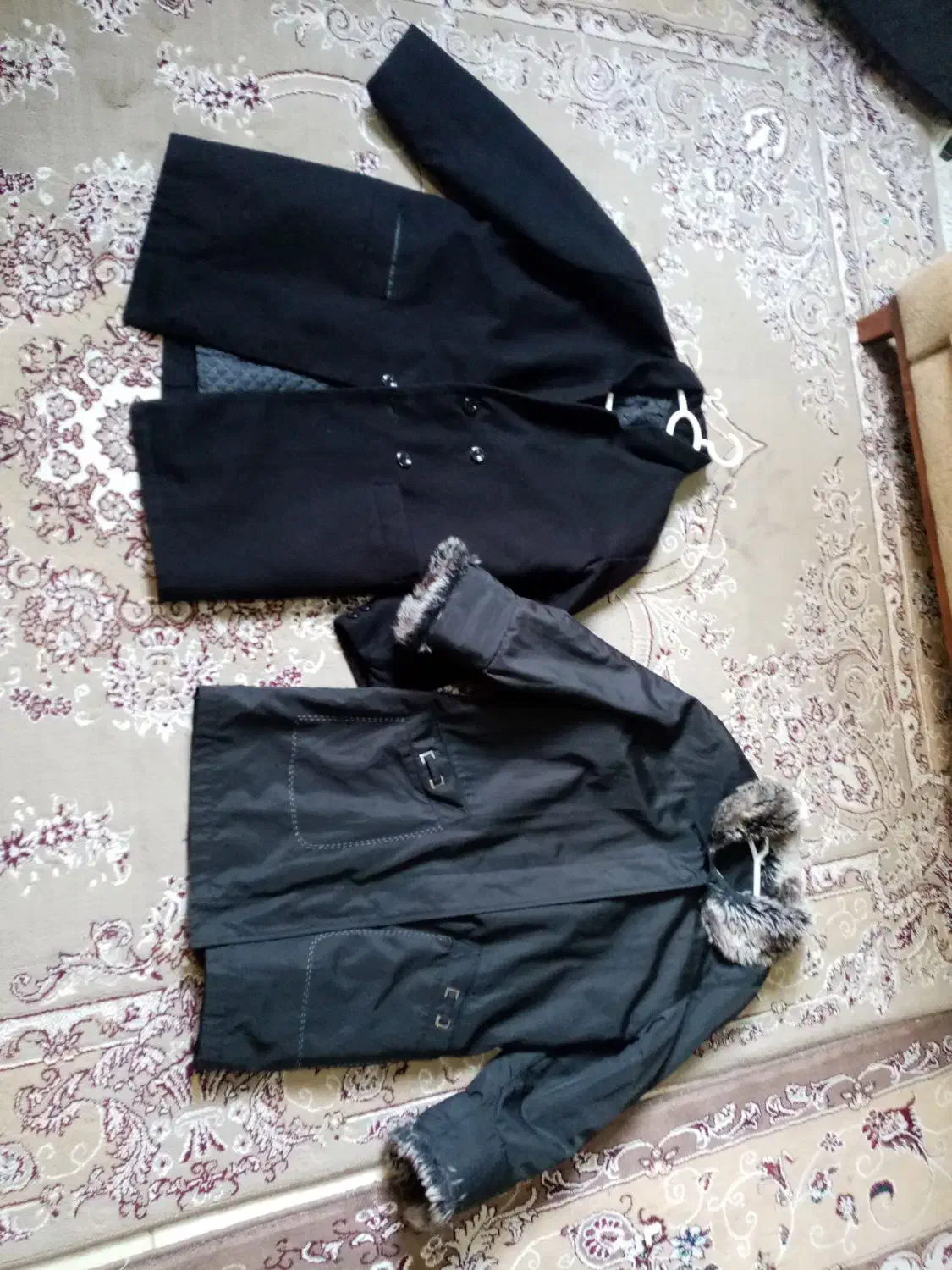 پالتو وکاپشن|لباس|گرگان, |دیوار