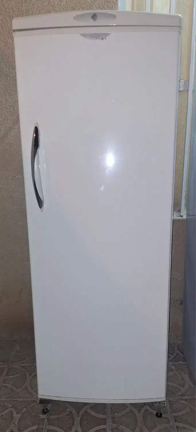 سفید یخچال فریزر|یخچال و فریزر|نی‌ریز, |دیوار