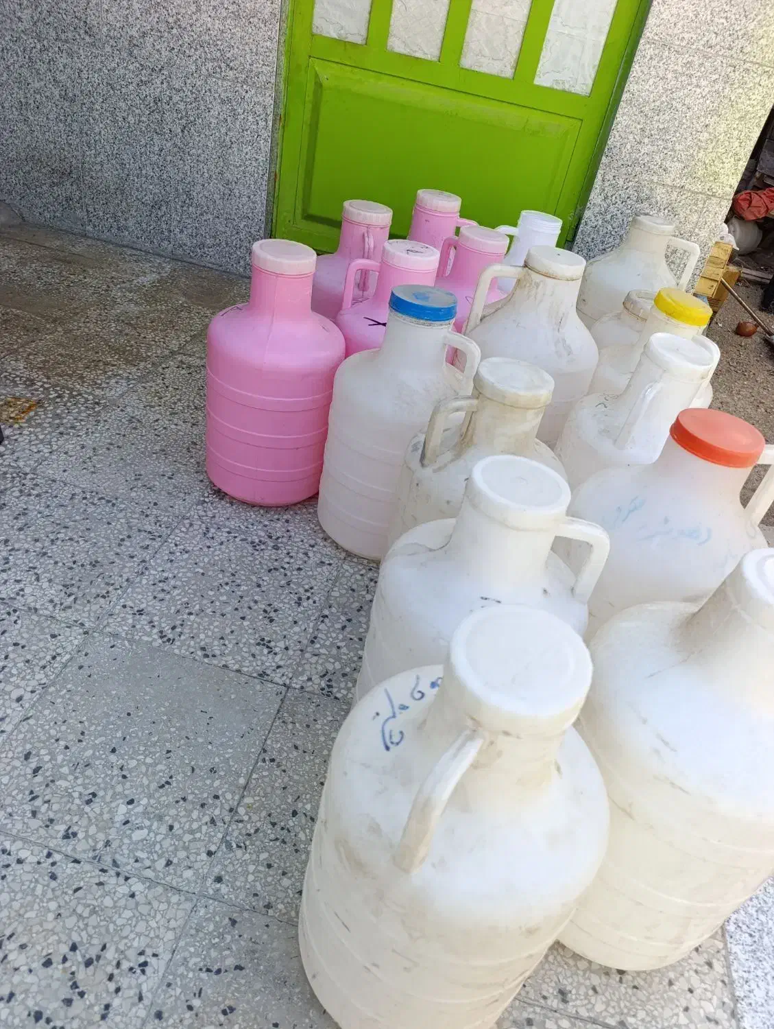 دبه با کیفیت|ظروف نگهدارنده، پلاستیکی، یکبارمصرف|چرام, |دیوار