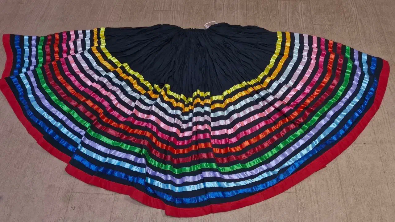 لباس قاسم آبادی|لباس|سیاهکل, |دیوار