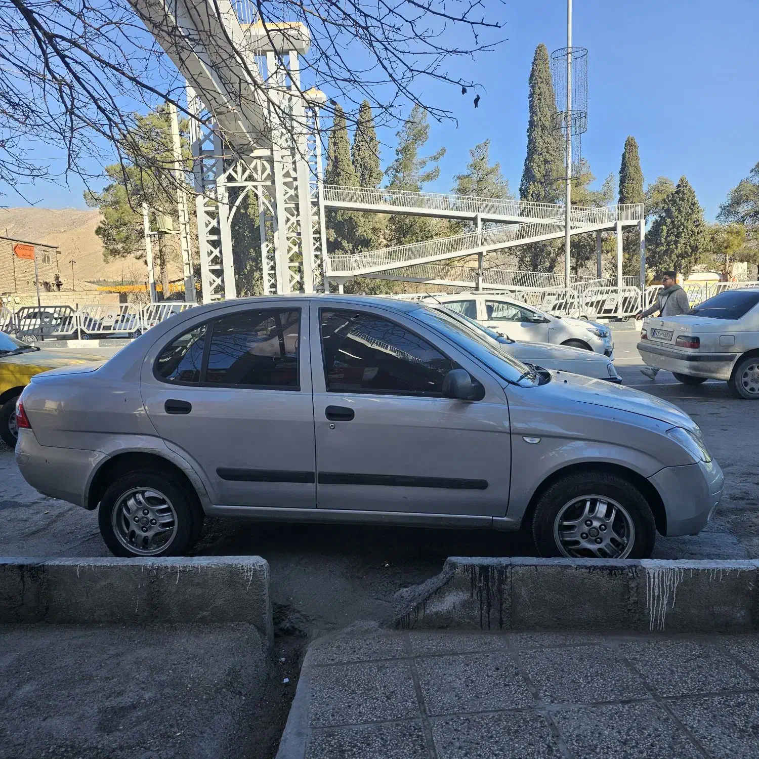 تیبا ۹۴ بدون ترک|خودرو سواری و وانت|شیراز, شهرک والفجر|دیوار