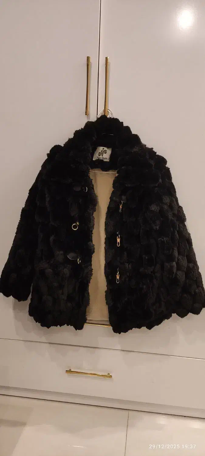 پالتو|لباس|مشهد, الهیه|دیوار