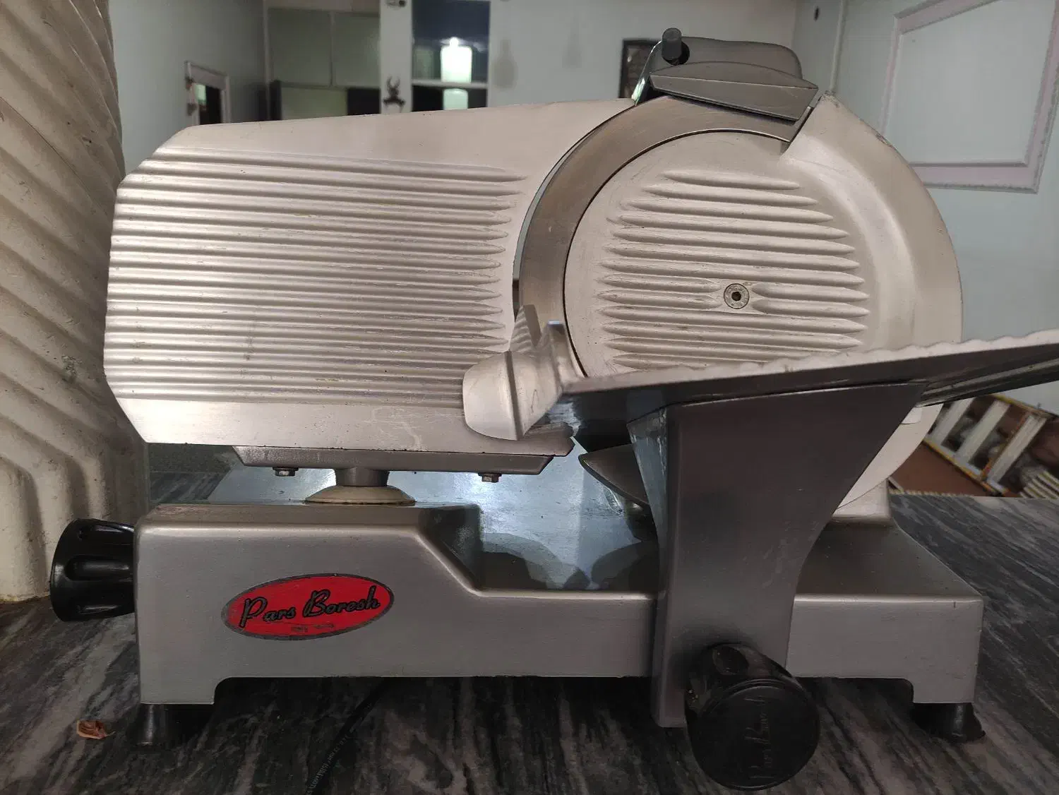 کالباس بر پارس|سایر لوازم برقی|بروجرد, |دیوار