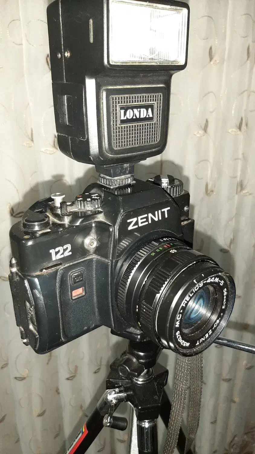 دوربین زنیت با پایه|دوربین عکاسی و فیلمبرداری|اصفهان, شمس آباد|دیوار