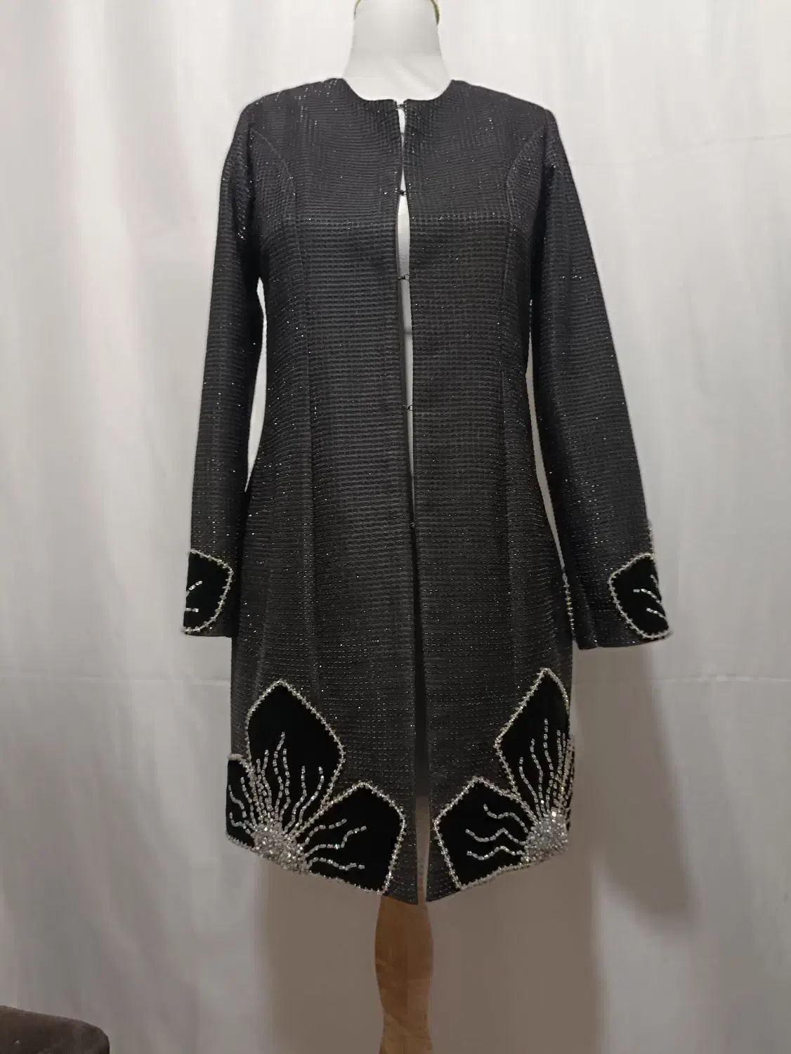 مانتو مجلسی کارشده بسیار خاص وزیبا|لباس|پردیس, فاز ۱۱|دیوار