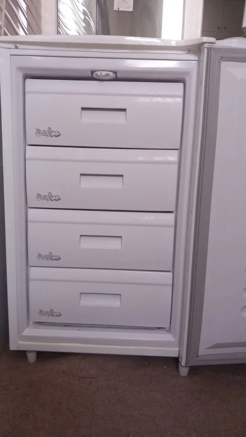 مینی فریزر کاملا سالم ونو ویخچال موتور کاملا سالم|یخچال و فریزر|اشتهارد, |دیوار