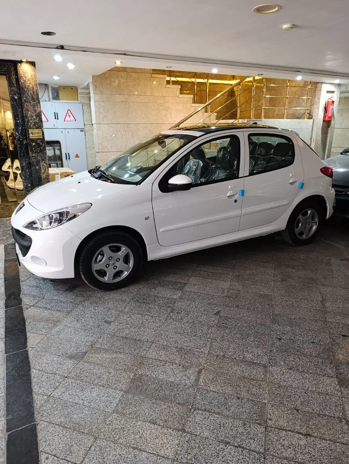 207 پانا tu5p|خودرو سواری و وانت|آبادان, |دیوار