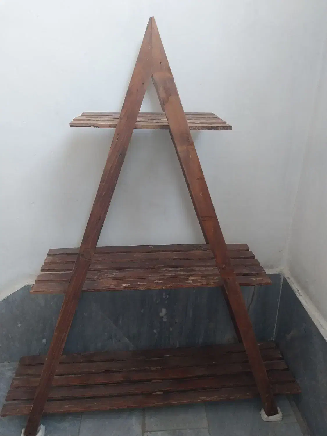 استند پایه گلدان|گل و گیاه طبیعی|اسلام‌شهر, شهرک محمدیه|دیوار