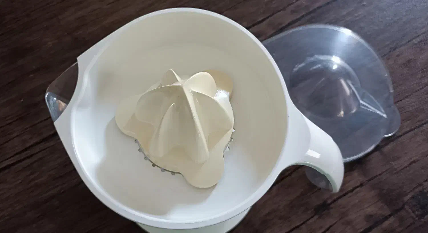 آب پرتقال گیری براون|آبمیوه‌گیر و آب‌مرکبات‌گیر|رشت, نیکمرام|دیوار