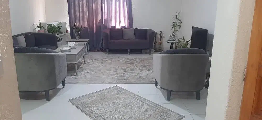 واحد شخصی بسیارتمیز تماس بامالک|اجارهٔ کوتاه‌مدت آپارتمان و سوئیت|شیراز, شهرک گلدشت حافظ‎|دیوار