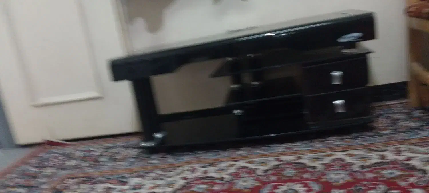 میز زیر تلویزیونی تمیز|میز تلویزیون|بهبهان, |دیوار