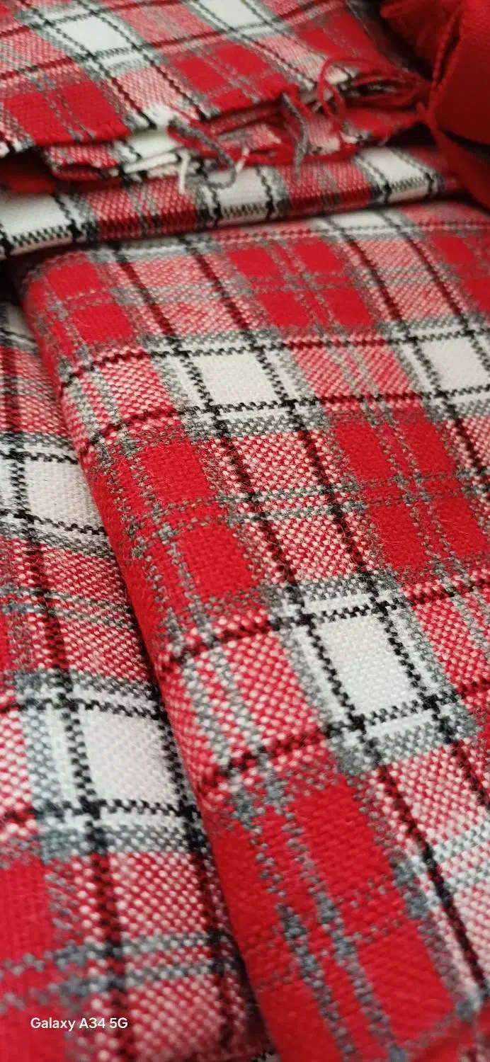 پارچه کشمیر درجه یک چهارخونه|لوازم خیاطی و بافتنی|رشت, رودبارتان|دیوار