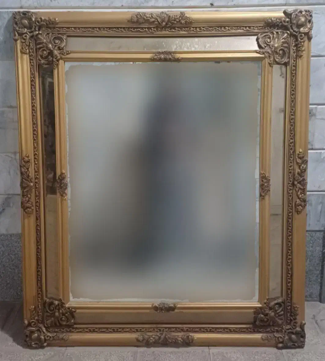 آینه تک|آینه|مشهد, هنرور|دیوار