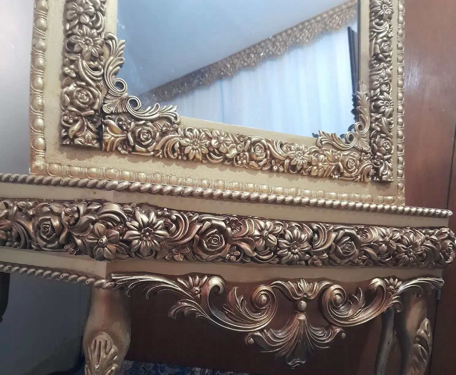 یک عدد اینه کنسل درحد|بوفه، ویترین، کنسول|یزد, |دیوار