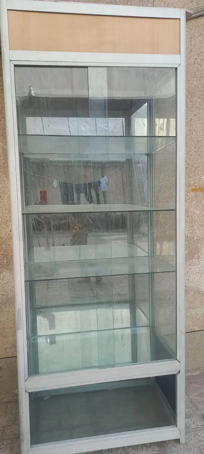 بوفه یا ویترین المینیومی|بوفه، ویترین، کنسول|مشهد, حسین‌آباد|دیوار