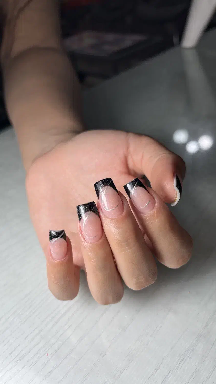 کاشت و آموزش تخصصی ناخن با تخفیف ۵۰ درصدی|خدمات آرایشگری و زیبایی|قدس, شهرقدس|دیوار