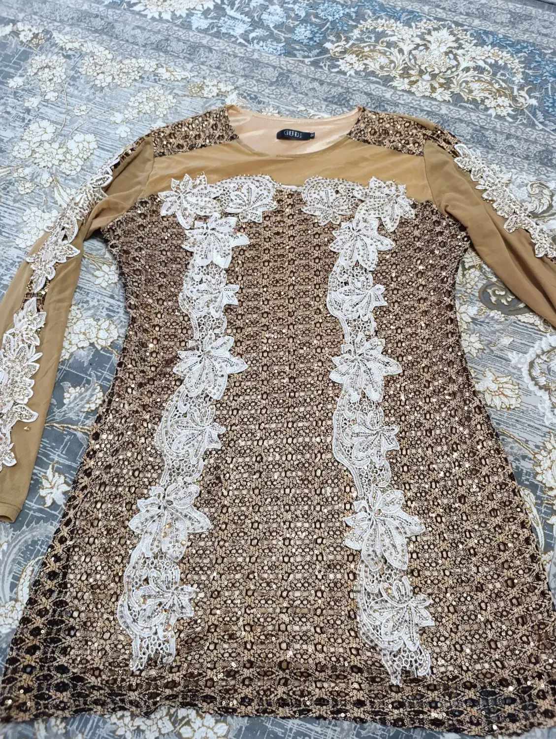 لباس زنانه در حد نو|لباس|میبد, |دیوار