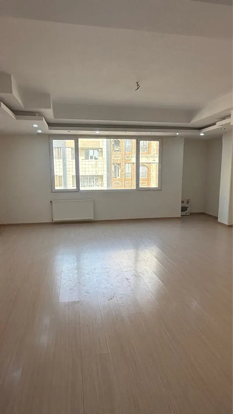 اجاره آپارتمان ۱۱۰ متر*۲ خواب*عظیمیه*رو به نما|اجارهٔ آپارتمان|کرج, عظیمیه|دیوار