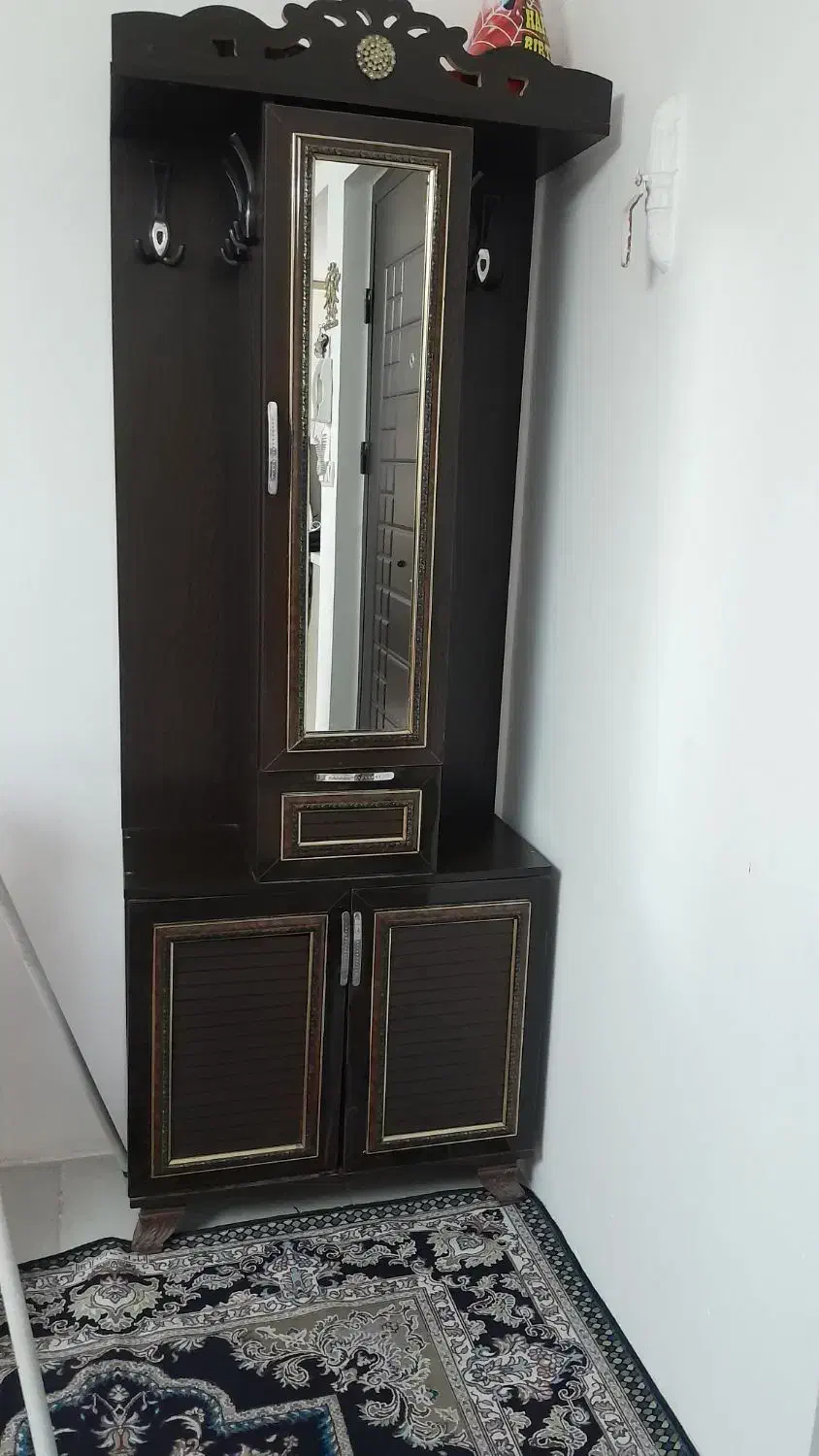 جاکفشی جادار|جاکفشی، کمد، دراور|محمدشهر, جعفرآباد|دیوار