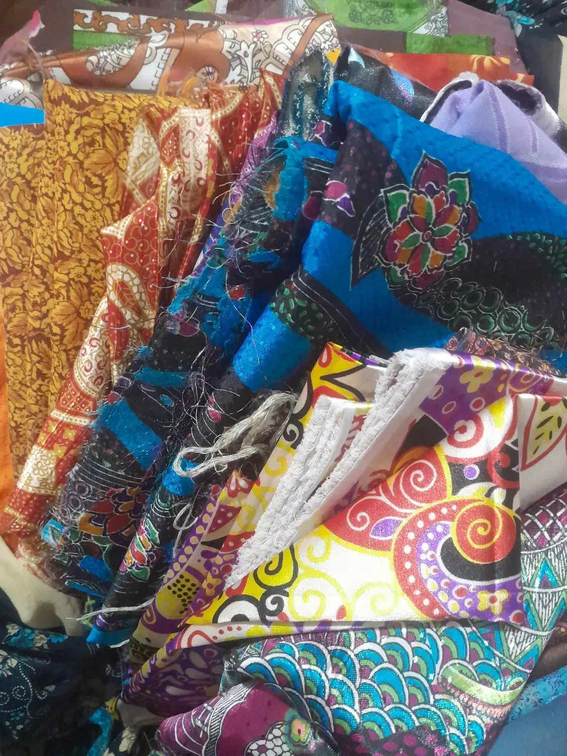 پارچه همه مدل|لوازم خیاطی و بافتنی|علی‌آباد کتول, |دیوار