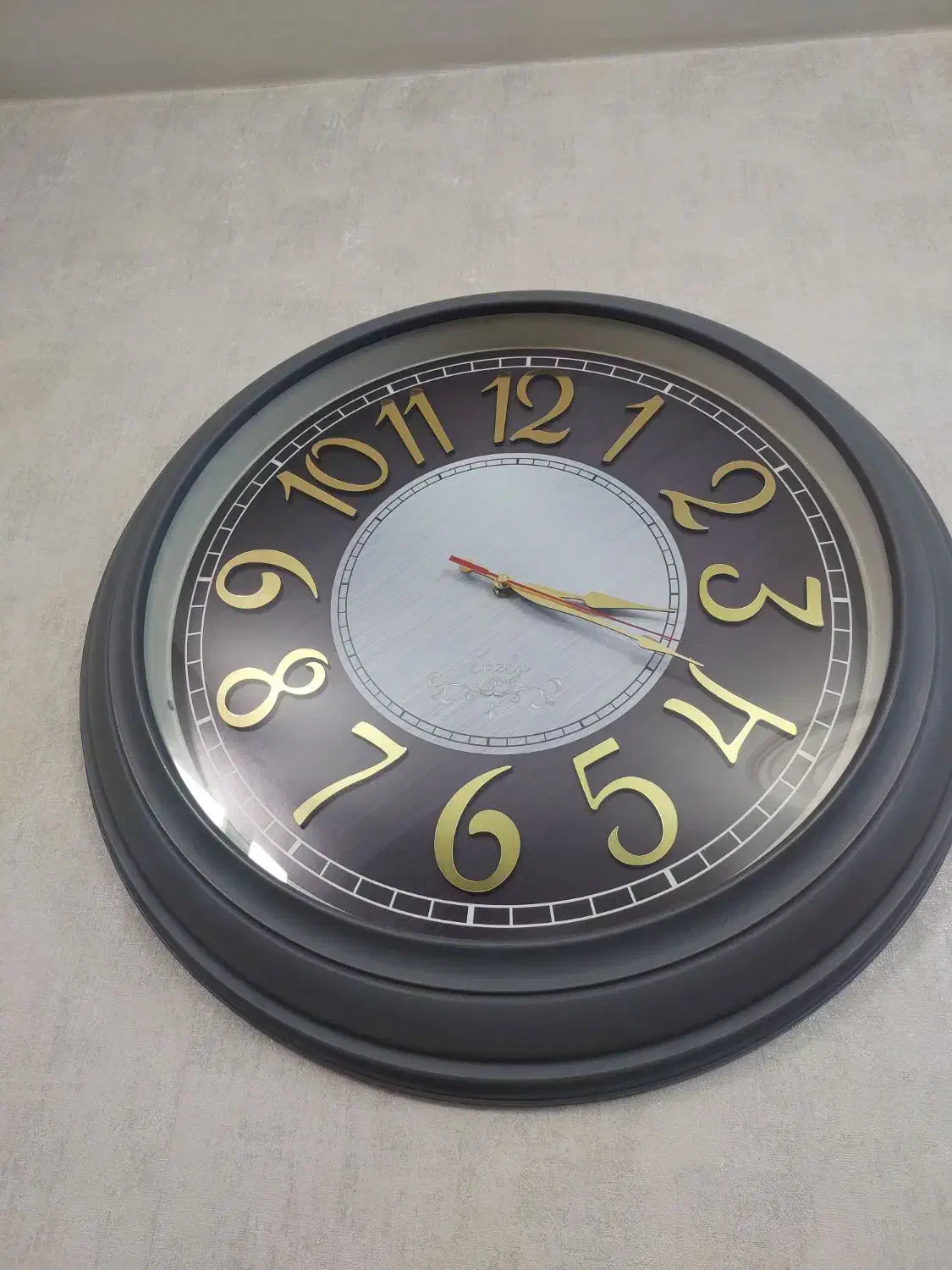 ساعت دیواری|ساعت دیواری و تزئینی|شهر ری, شهادت|دیوار