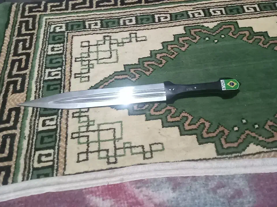 کلیکسونی|کلکسیون اشیاء عتیقه|شاهین‌شهر, مورچه خورت|دیوار