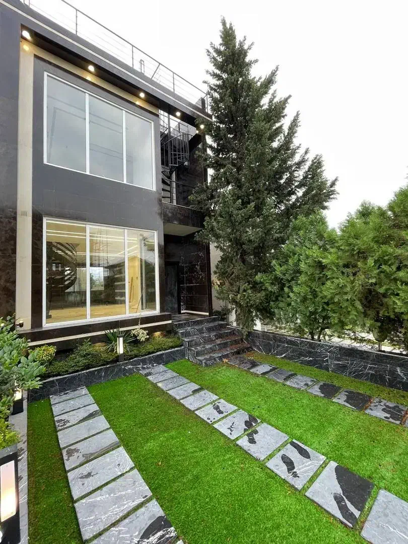 ویلا ۲۰۰متری استخرداخلی//شهرکی سندتکبرگی|فروش خانه و ویلا|هچیرود, |دیوار