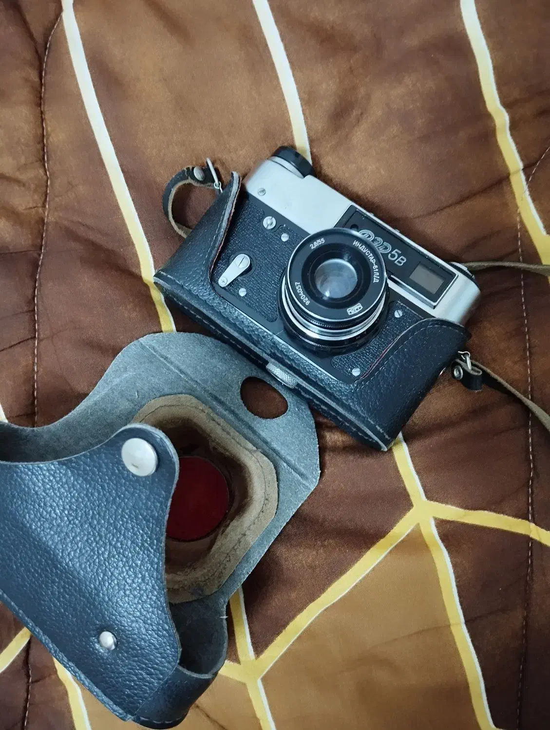 دوربین عکاسی قدیمی|دوربین عکاسی و فیلمبرداری|مشهد, عامل|دیوار