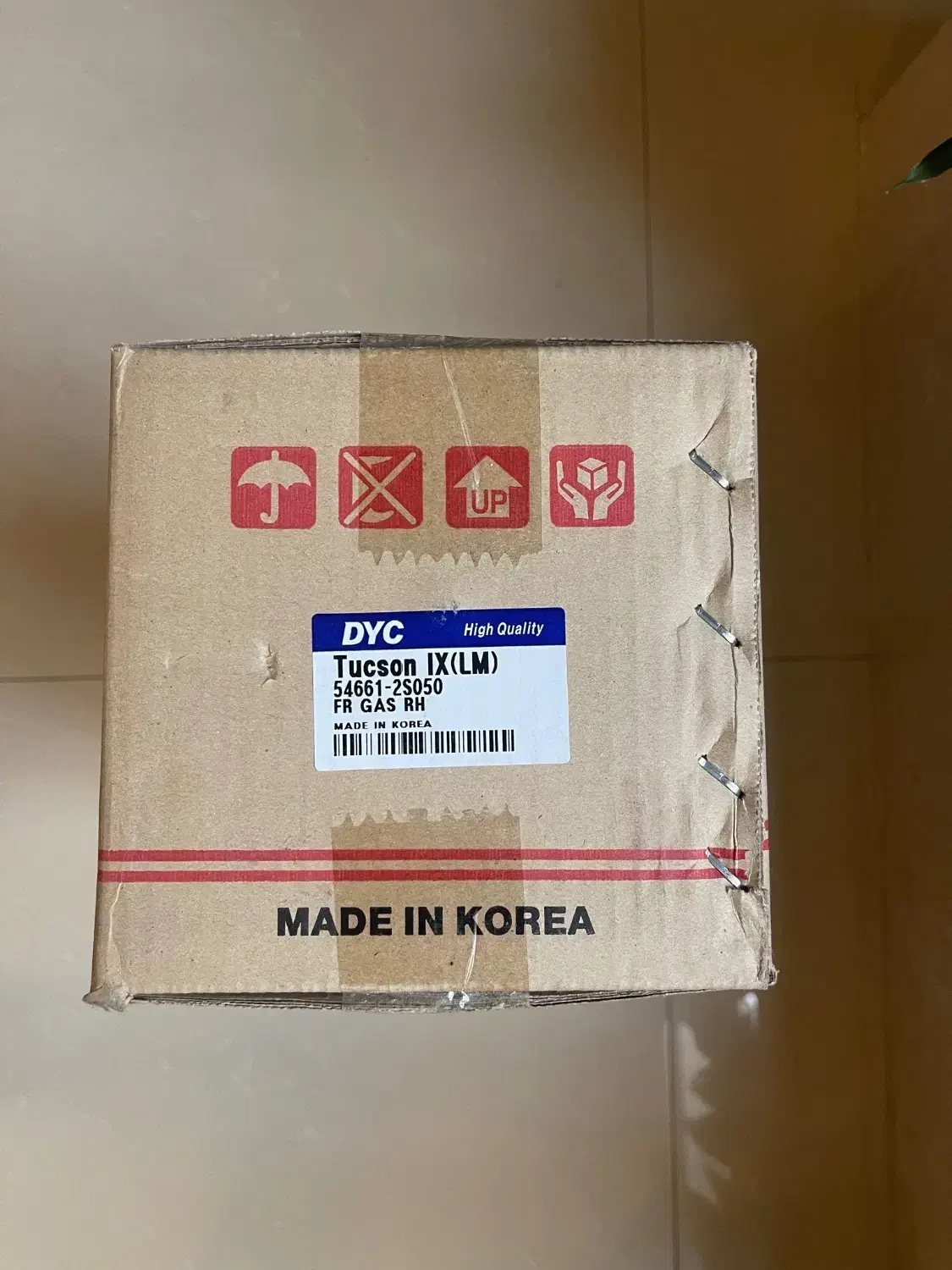 کمک فنر جلو سمت راست خودرو هیوندای توسان|قطعات یدکی و لوازم جانبی|اصفهان, عباسآباد|دیوار