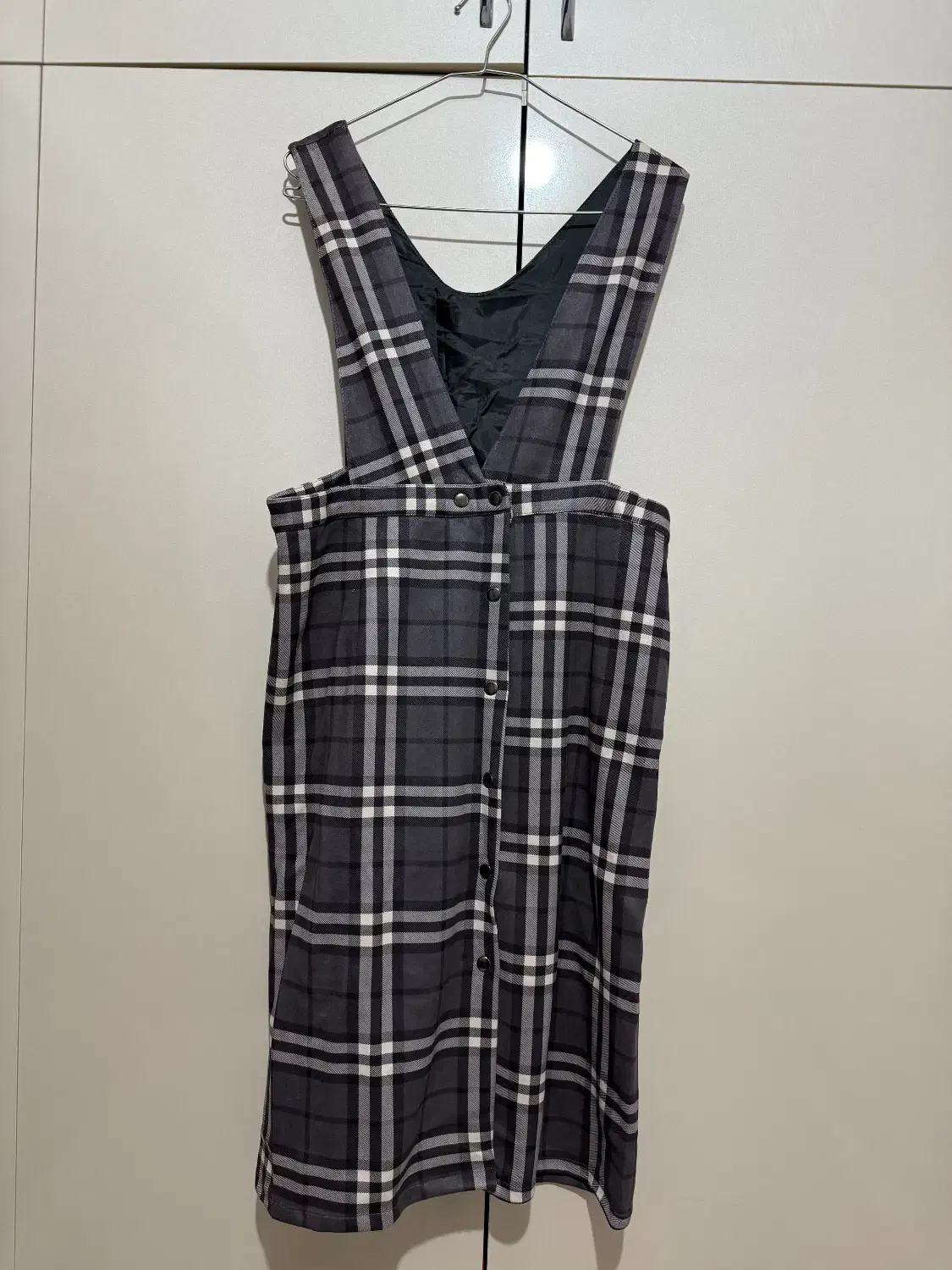 لباس زنانه|لباس|اسلام‌شهر, شهرک الهیه|دیوار