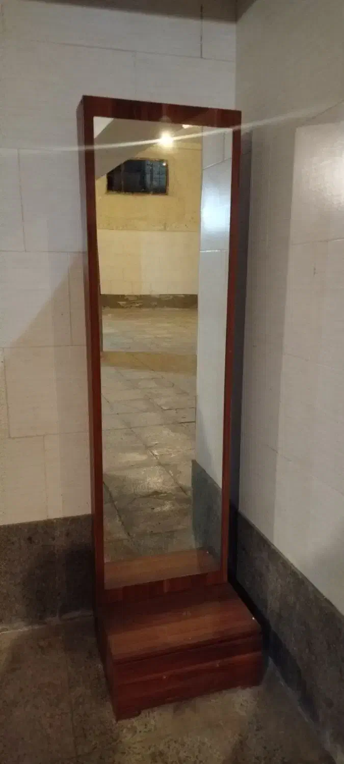 آینه قدی|آینه|رودهن, |دیوار