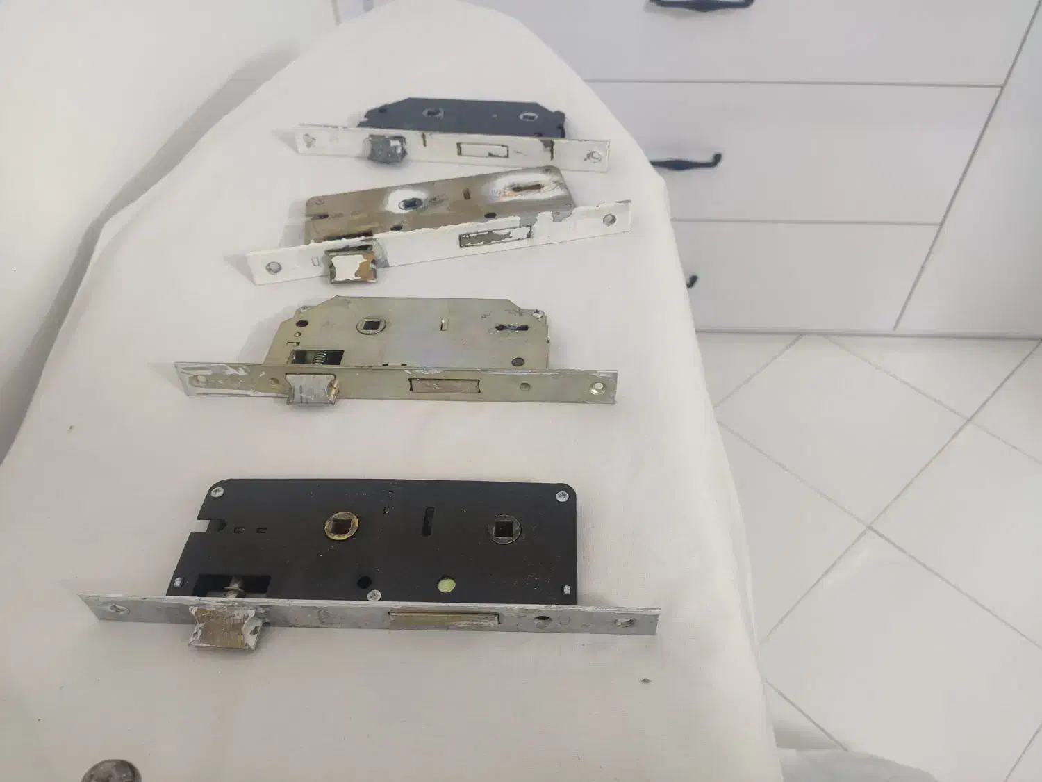 دستگیره و قفل درب|مصالح و تجهیزات ساختمان|مشهد, فلسطین|دیوار