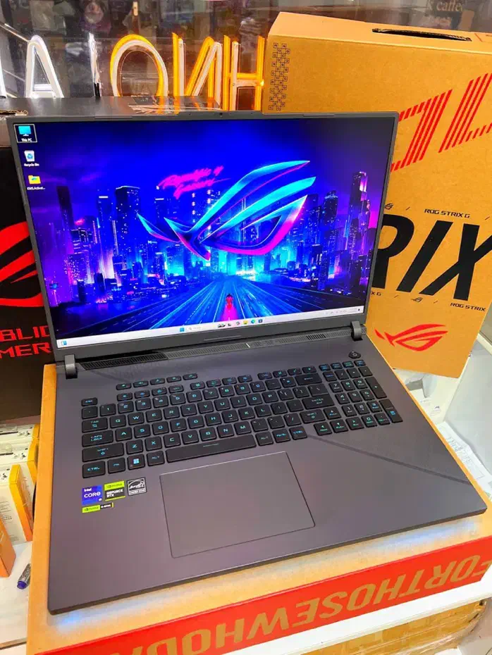 ASUS ROG G814JVR I9/32GB/3TB/8G RTX4060|رایانه همراه|تهران, میدان ولیعصر|دیوار