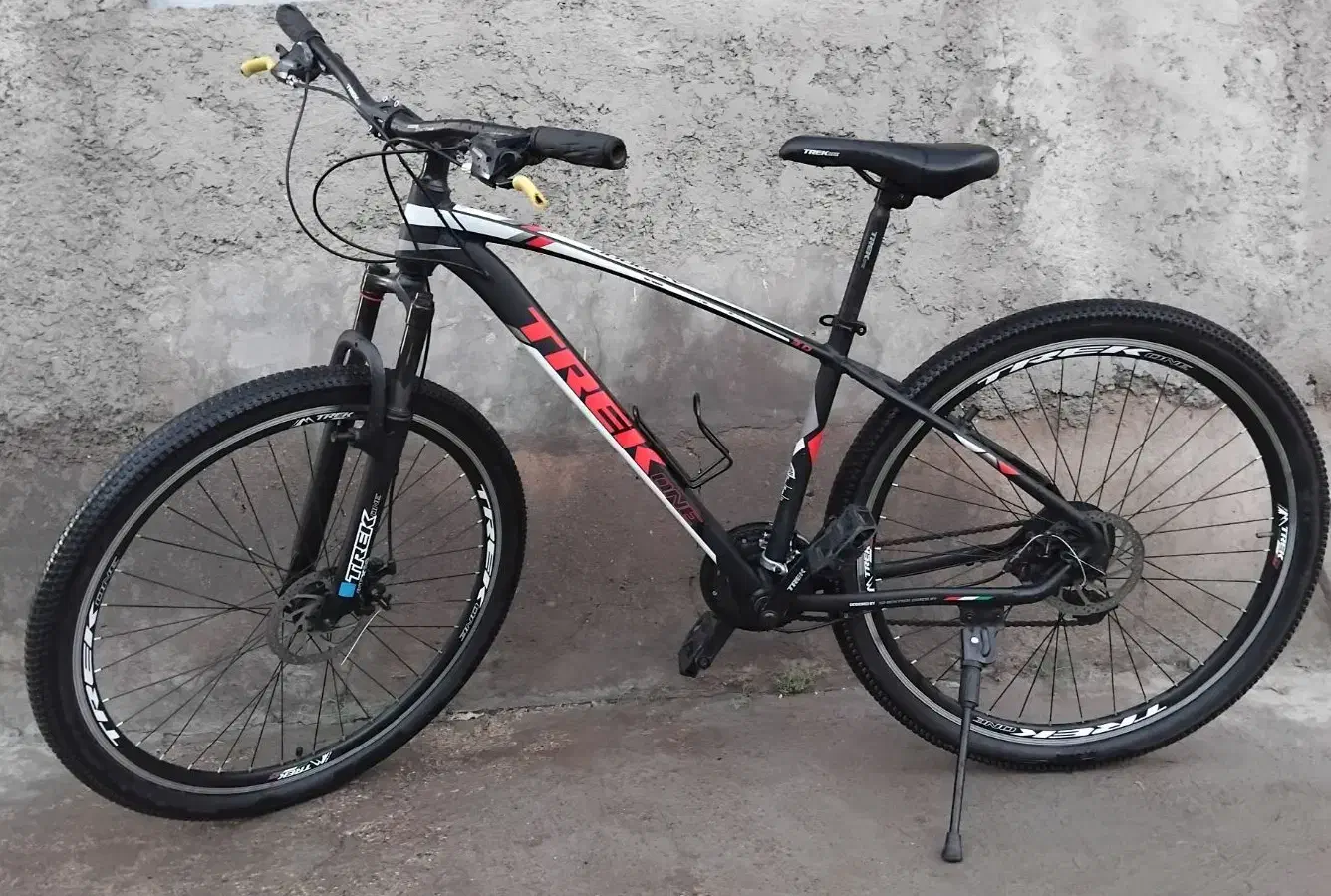 دوچرخه اصل TREK ONE|دوچرخه، اسکیت، اسکوتر|گنبد کاووس, |دیوار