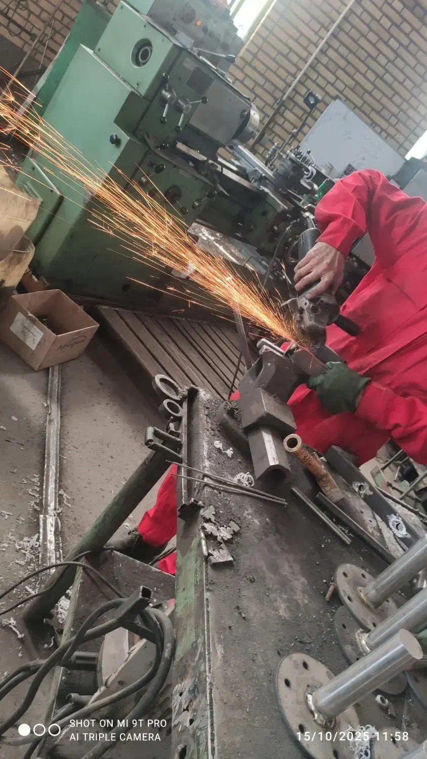 گارگر ساده جهت سنگ زنی|استخدام صنعتی، فنی، مهندسی|معصومیه, |دیوار