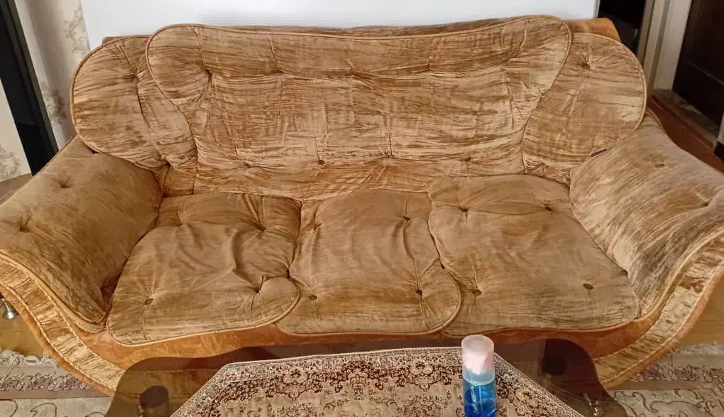 مبل ۷نفره در حد نو|مبلمان خانگی و میز عسلی|فولادشهر, C3|دیوار