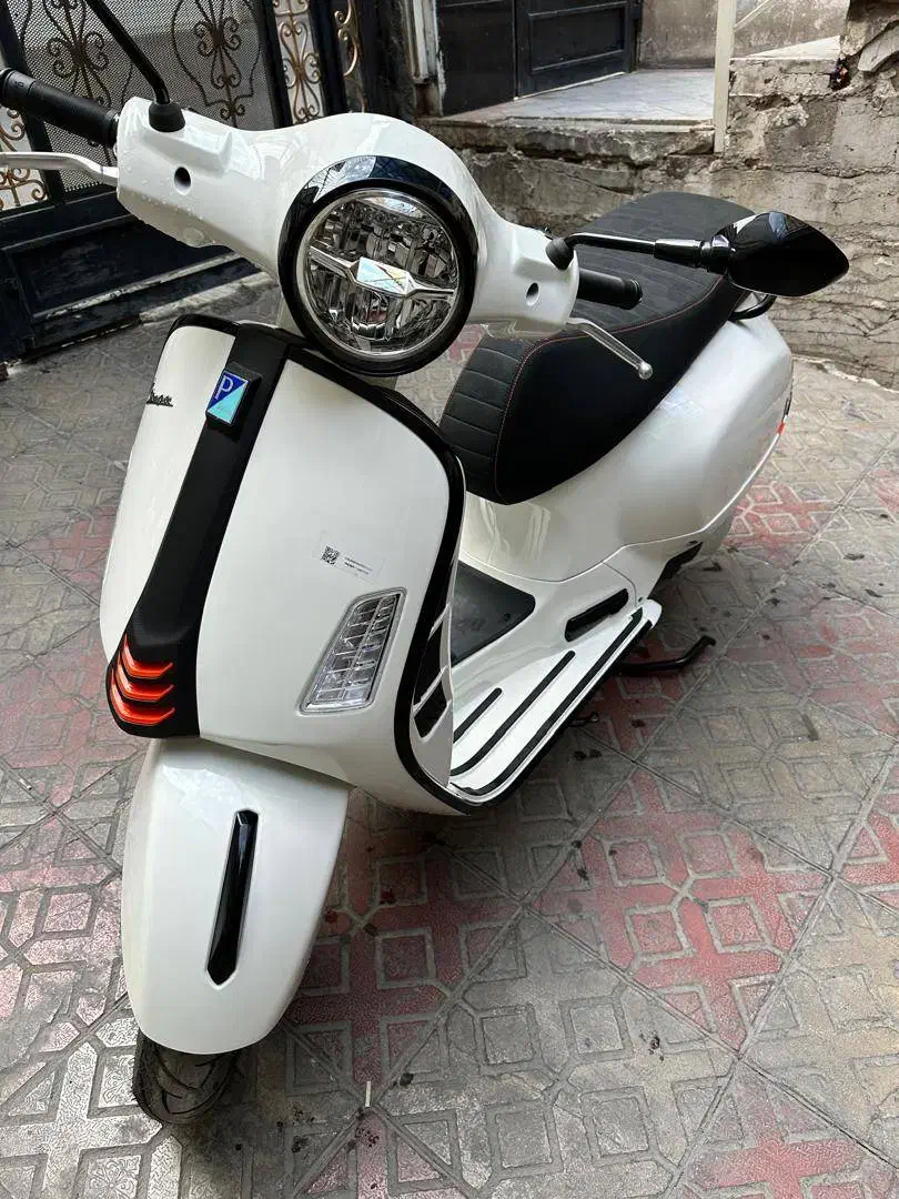 vespa super sport gts 300 وسپا سوپر اسپرت|موتورسیکلت|تهران, الهیه|دیوار