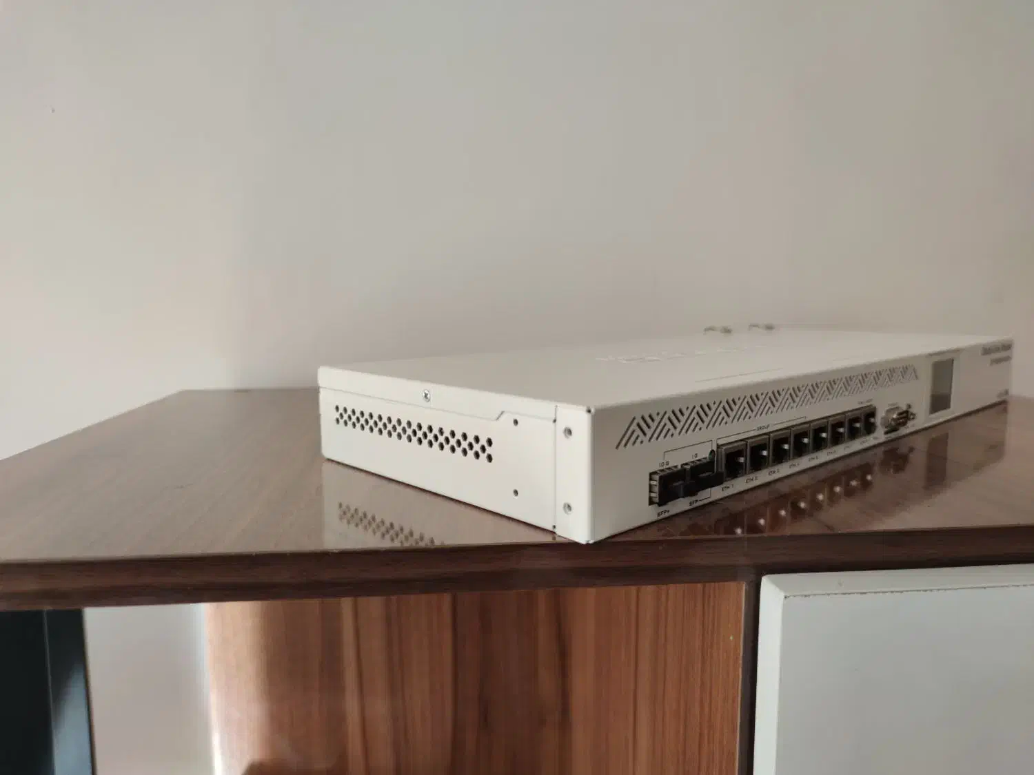 روتر میکروتیک MikroTik CCR1009-8G-1S-1S+|مودم و تجهیزات شبکه|تهران, استاد معین|دیوار